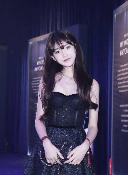 半藏森林晒美照复出,称自己以后想发啥发啥_网友_刘阳_微博