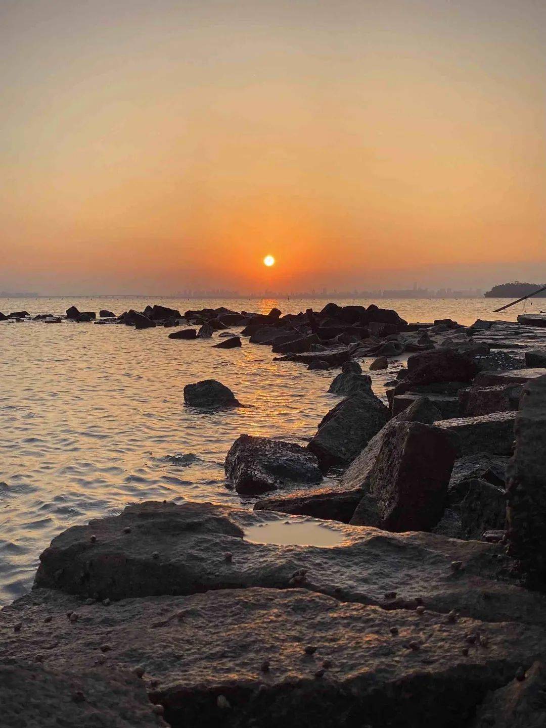 落日余晖秋意暖,斜阳倾洒溢黄昏_@snail_夕阳_晚霞