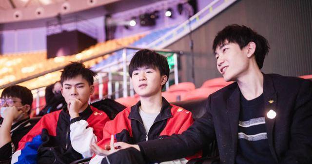 lgd大鹅经理甩锅,质疑kpl底层选手转会难,疑似暗指estar猫神?