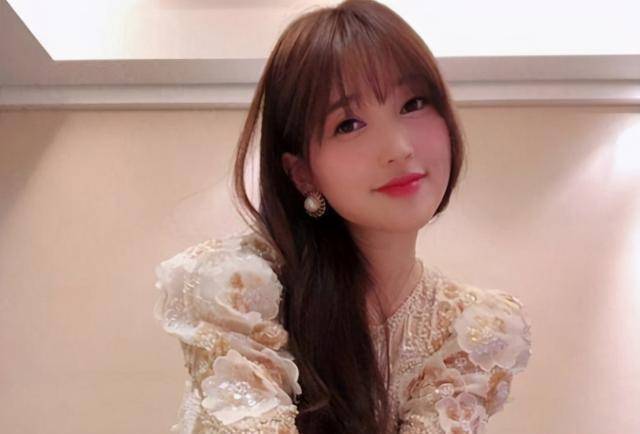 歌手金莎被父亲催婚,她回应:无法勉强自己随意嫁人_生活_方式_圈子