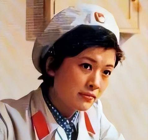宋春丽:为了事业错过当母亲,与教授丈夫恩爱42年,61岁再当妈_演技