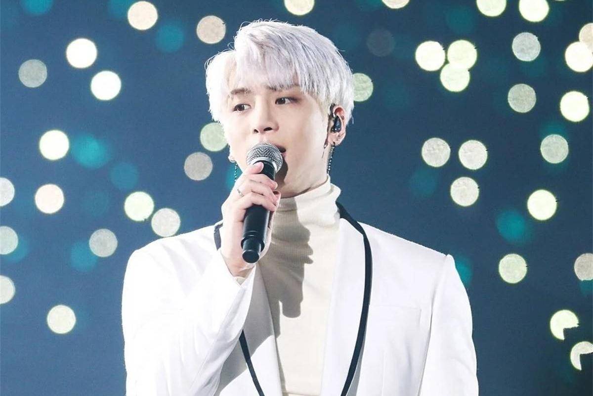 shinee纪念钟铉,原来他和金泰妍,yeri都是亲密的朋友!_钟炫_歌词_首歌