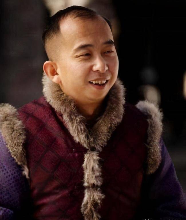 最丑影帝巨兴茂跑了19年龙套今成百亿导演,娇妻牟兴区为他息影_郭靖宇