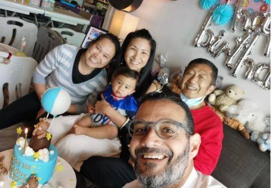 富人原文通一家搬到国外生活,郑佩佩婚后很少出现,专注于做一个好妻子