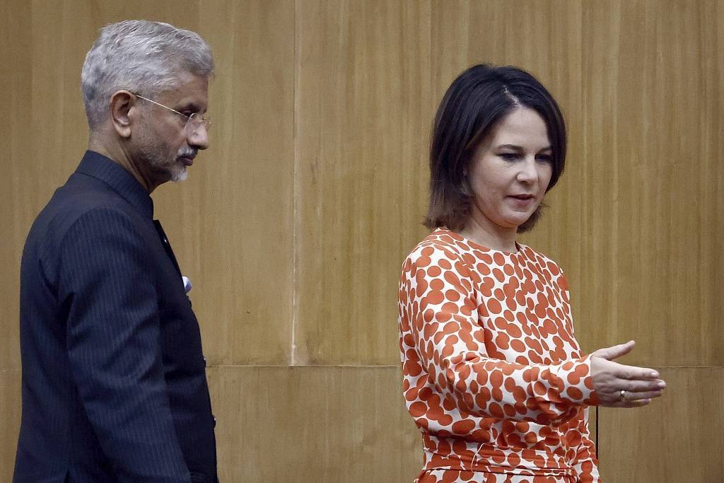 德国外长访印没忘谈中国，声称将印度视为亲密盟友和重要伙伴