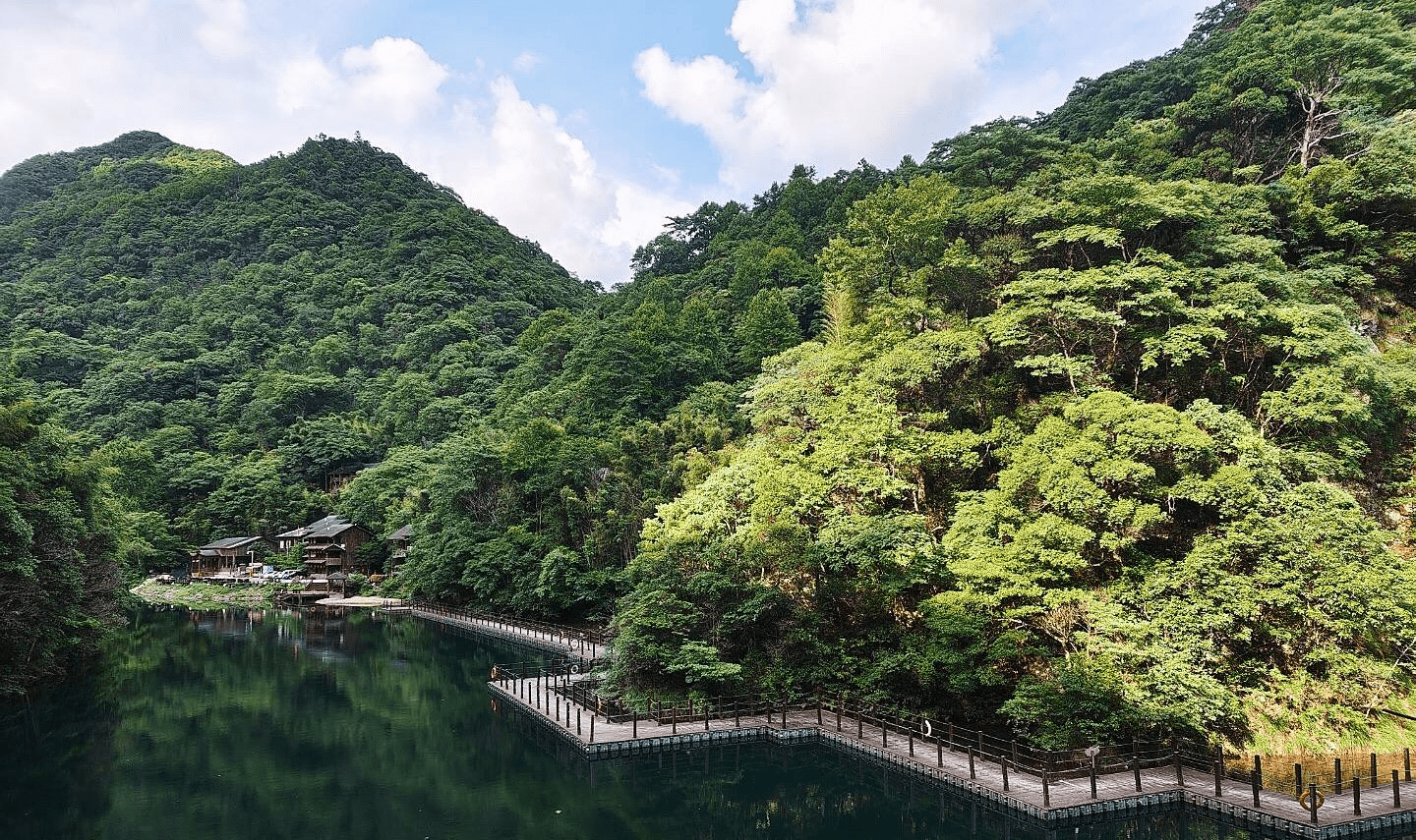 藏于黄山西麓的奇山异水,被誉为"皖南小九寨",原来真的这么美_牯牛