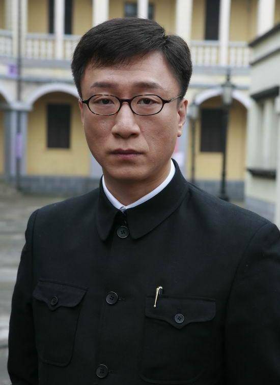 余则成_孙红雷_姚晨