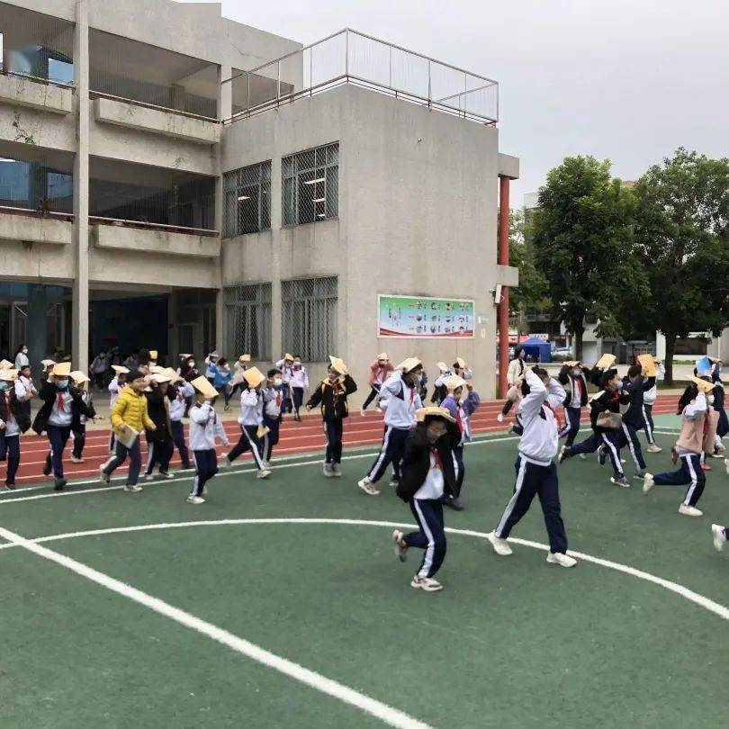 筑牢安全防线 构建平安校园 | 蓬中华侨小学举行防震应急避险与安全