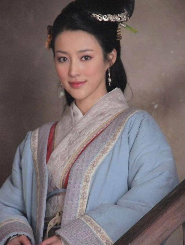 《水浒传》演潘金莲丫鬟,林心如也跑过龙套?如今潘金莲去哪儿了