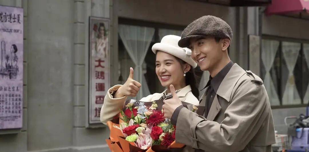 吴磊张婧仪在一起了?看完这几个细节,我不信全是巧合!_照片_微博_地板