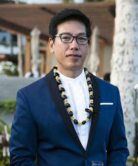 58岁张耀扬越老越面善,曾动不动掀桌子的"乌鸦哥,回归生活!
