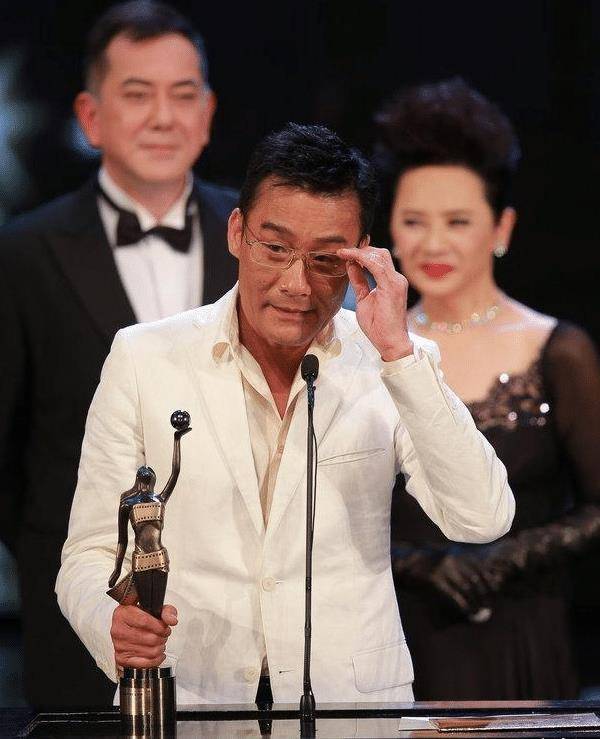 千面影帝梁家辉:"我不想做明星,我想做演员",一个演员的自我修养_角色