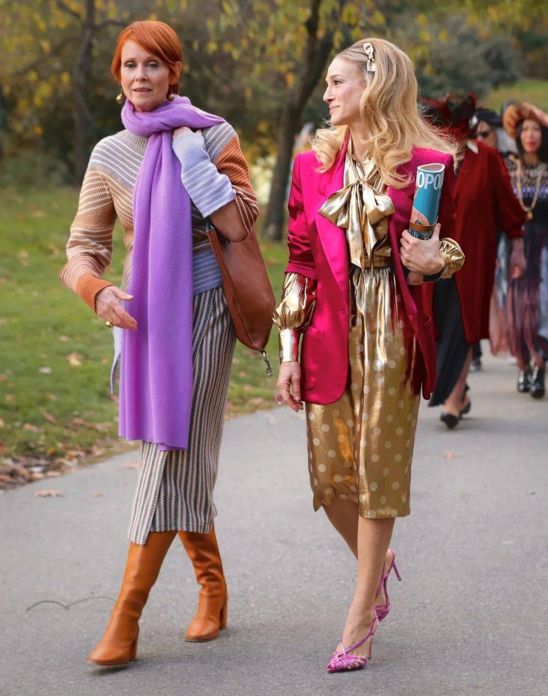 第二季的路透街拍中,女演员sarah jessie parker再次在深冬穿上耶袭