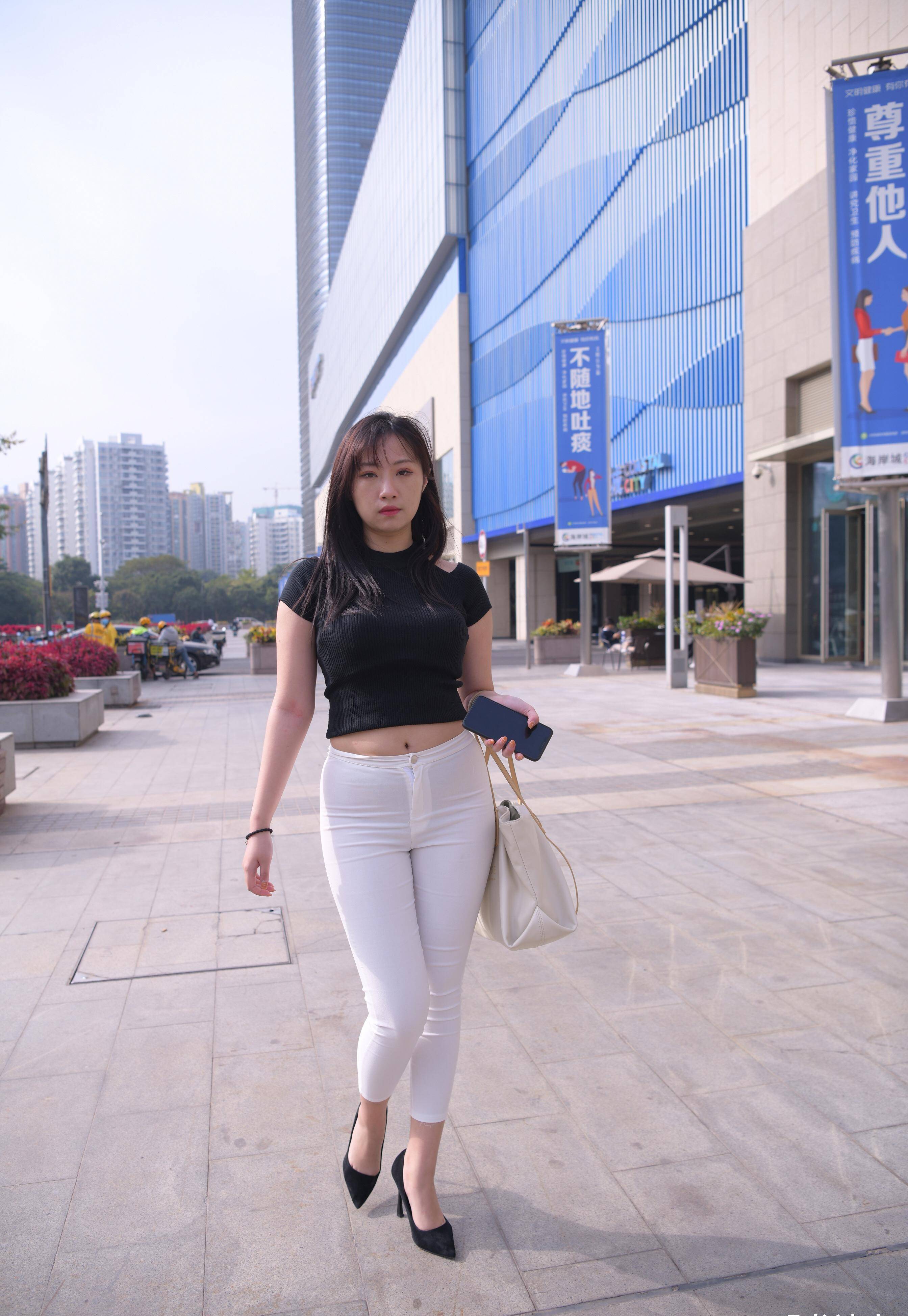 匀称体型和微胖身材,人气有高低,魅力各不同_女生_姑娘_女人