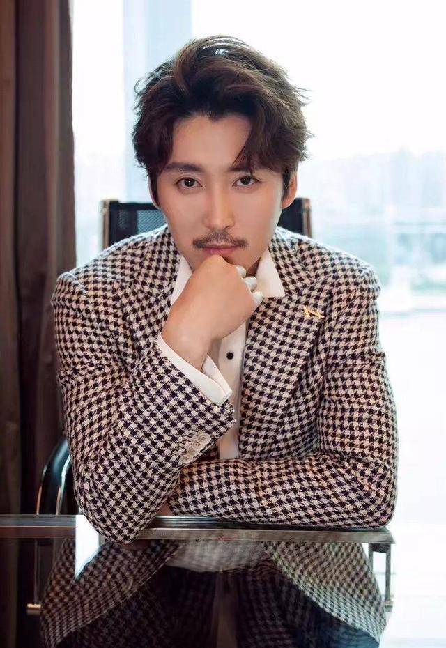 《隐秘而伟大》:王泷正为什么能红?