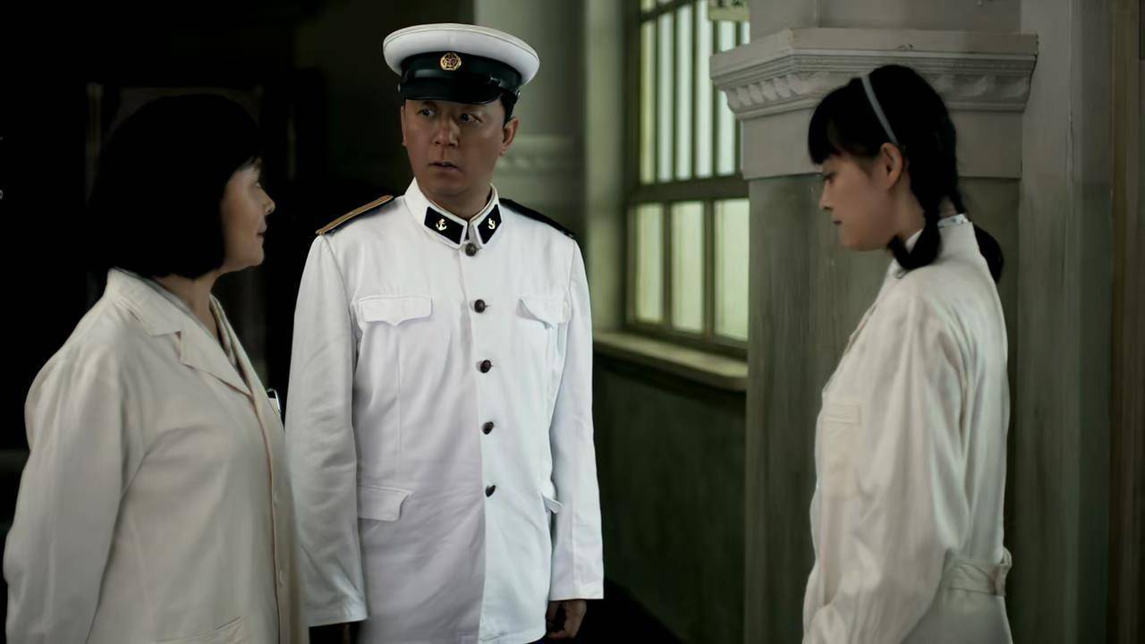 父母爱情:安杰答应嫁给"可能被罢官"的江德福,并不只是因为爱_杨书记