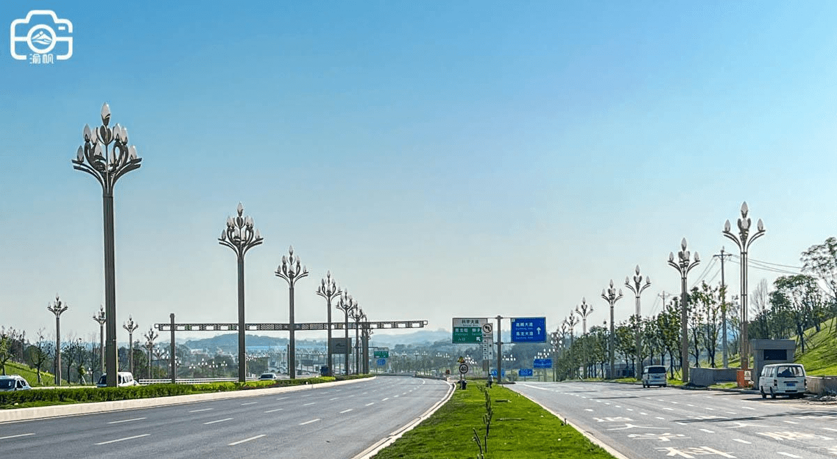 双向十六车道,重庆终于有了一条配得起城市地位的主干道_深南大道