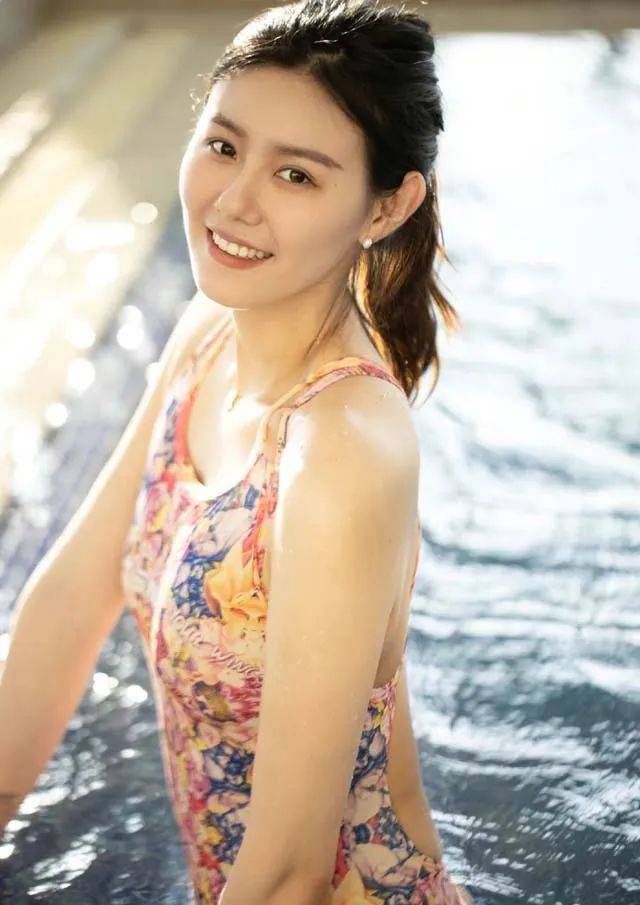刘湘清凉照走红,有骨有肉被赞真美女,运动员的颜值天花板?