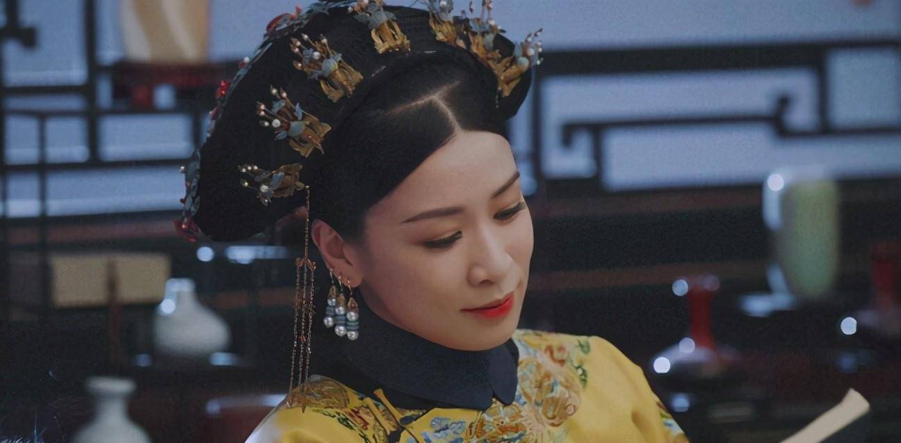 从娴妃到《最美表演》的零台词出演,佘诗曼演技再度炸裂_表情_黑化