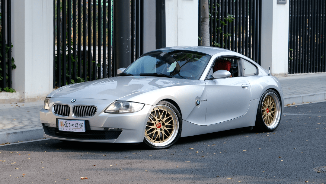 【淘车作业】是驾驶机器,更是典雅艺术品——班戈时代"手动"宝马z4