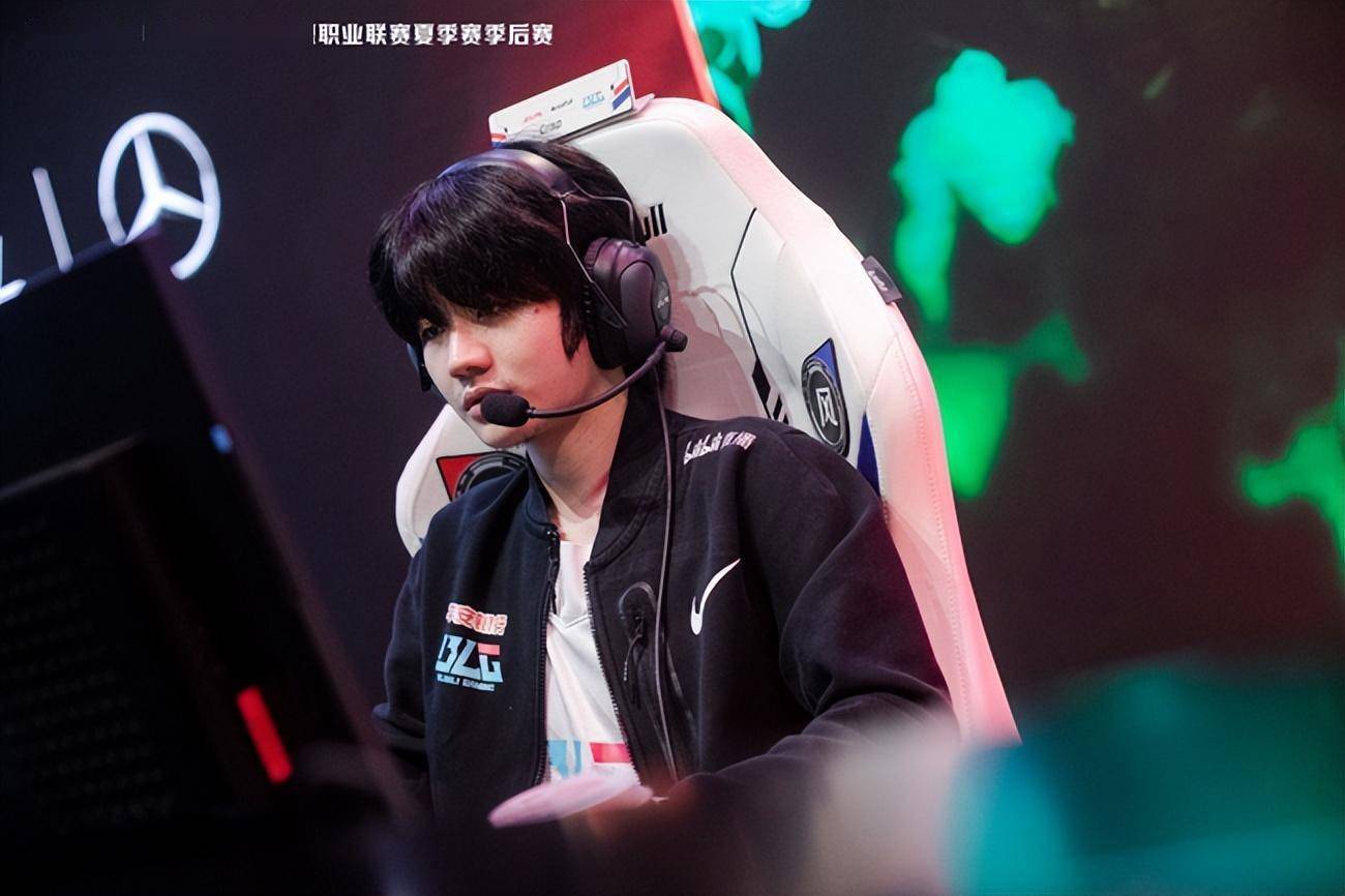lol:wbg官宣"弱爆小子"on离队,s9冠军辅助crisp或将加入_选手_英雄