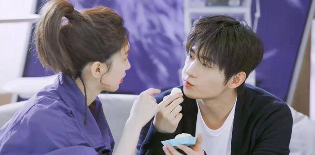 鹿晗许凯扎堆参演,小爱豆也想分一杯羹_偶像_作品_职业