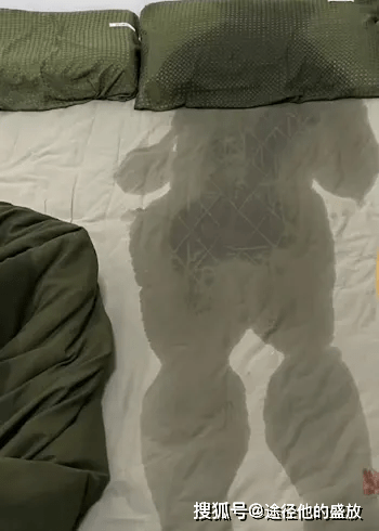 男子发烧近40度床上印出人形汗印_疫苗_病毒_地方