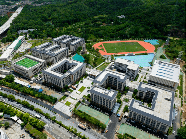 大投入大发展 换新颜展新貌—中山学校基础设施新改扩建工程成效