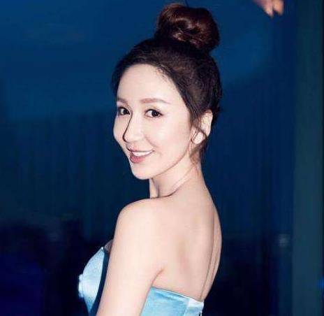 娄艺潇评价其他女明星,自己换脸后却无戏可拍,一步错步步错_公寓_爱情