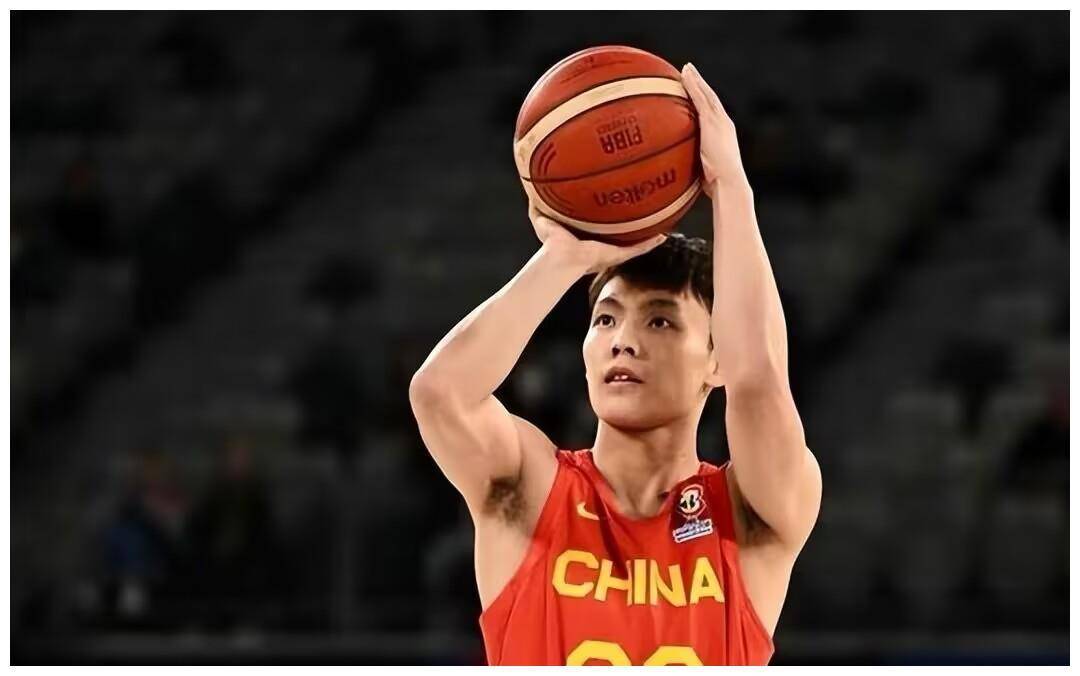 徐杰:篮球巨星成长中_广东_比赛_国青队
