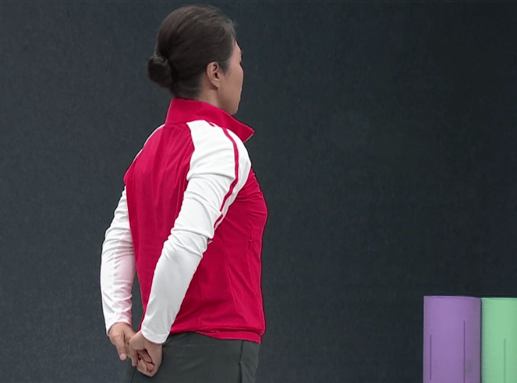 【运动】此时更需要一个强大的肺,在家做做这2个动作_身体_手臂_肩胛