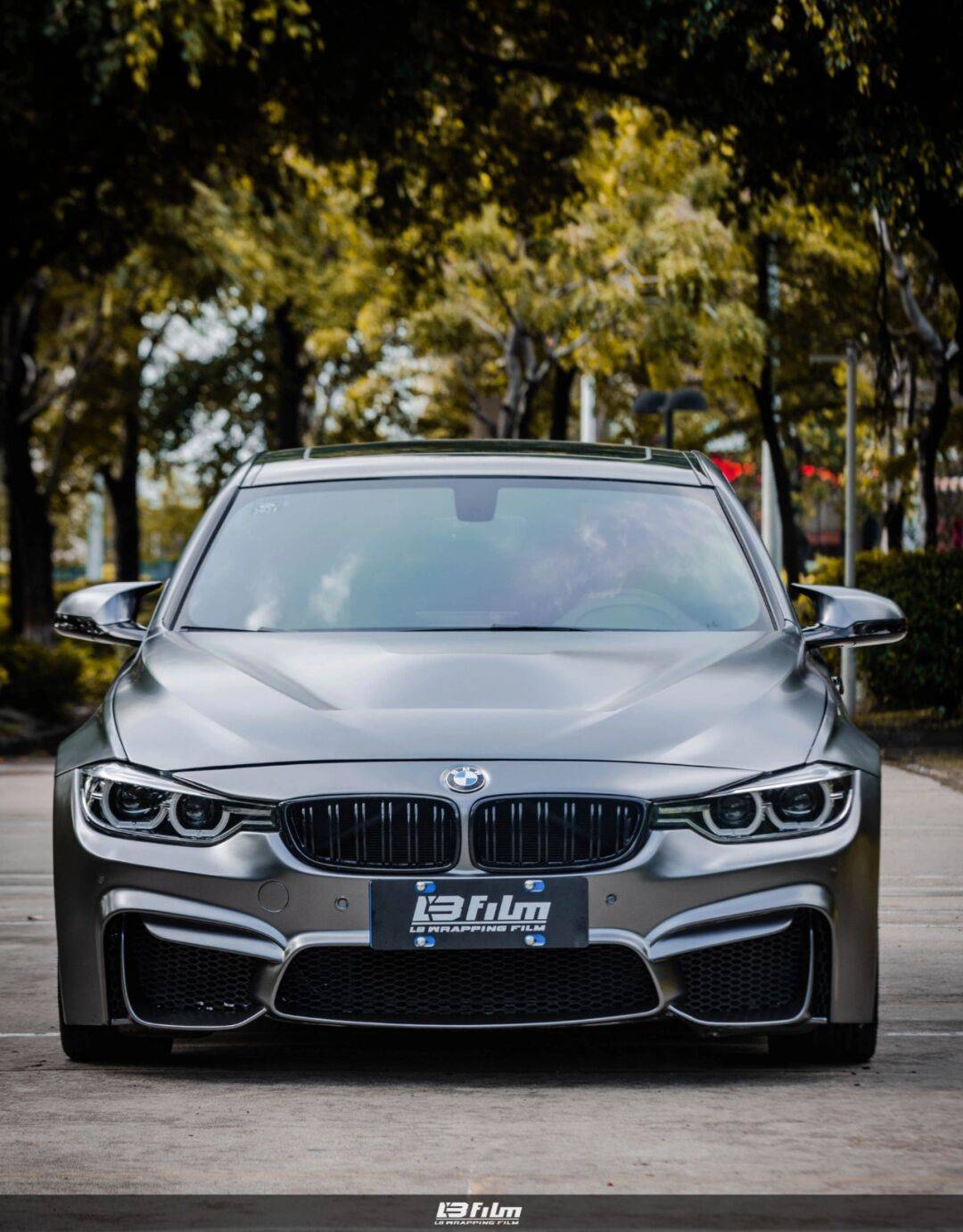 宝马lb改色膜电光金属深邃灰,宝马这个电光效果你受得了吗_搜狐汽车