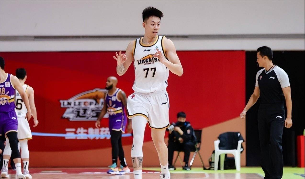进攻端高效,防守端凶悍,张镇麟彻底成熟了_辽宁队_比赛_位置