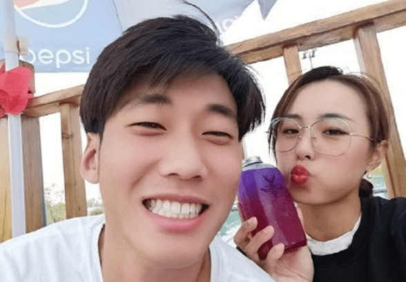 30岁王蔷晒与男友合照,郎才女貌很般配_状态_网球_成绩