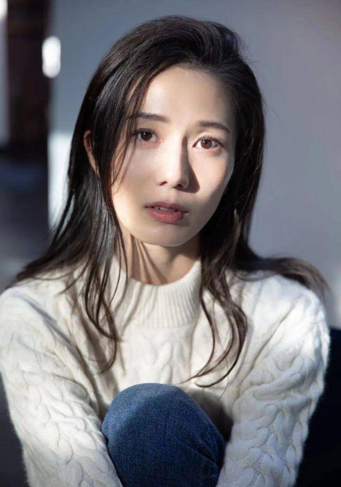 "于馨老师"彭杨:出道多年始终不火,笑称演戏只是副业_时候_俞灏明_剧