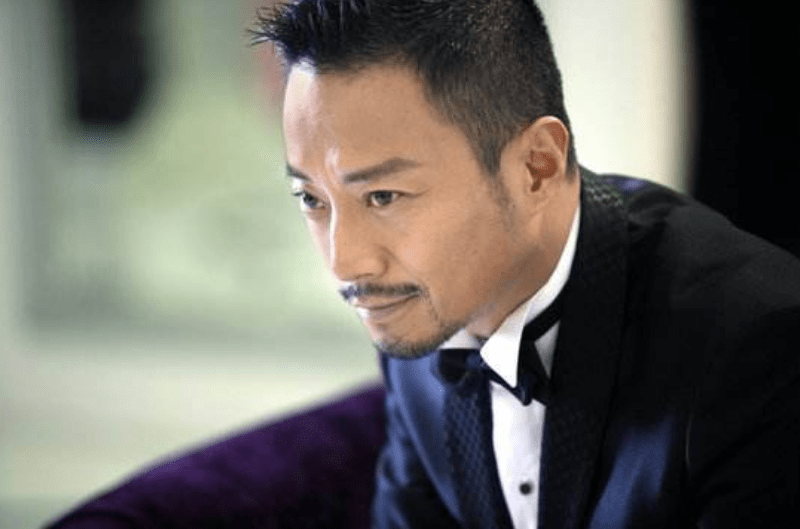 刮掉胡子像"整容"的男星,张晋不算什么,看到修睿我懵了_张涵予_硬汉