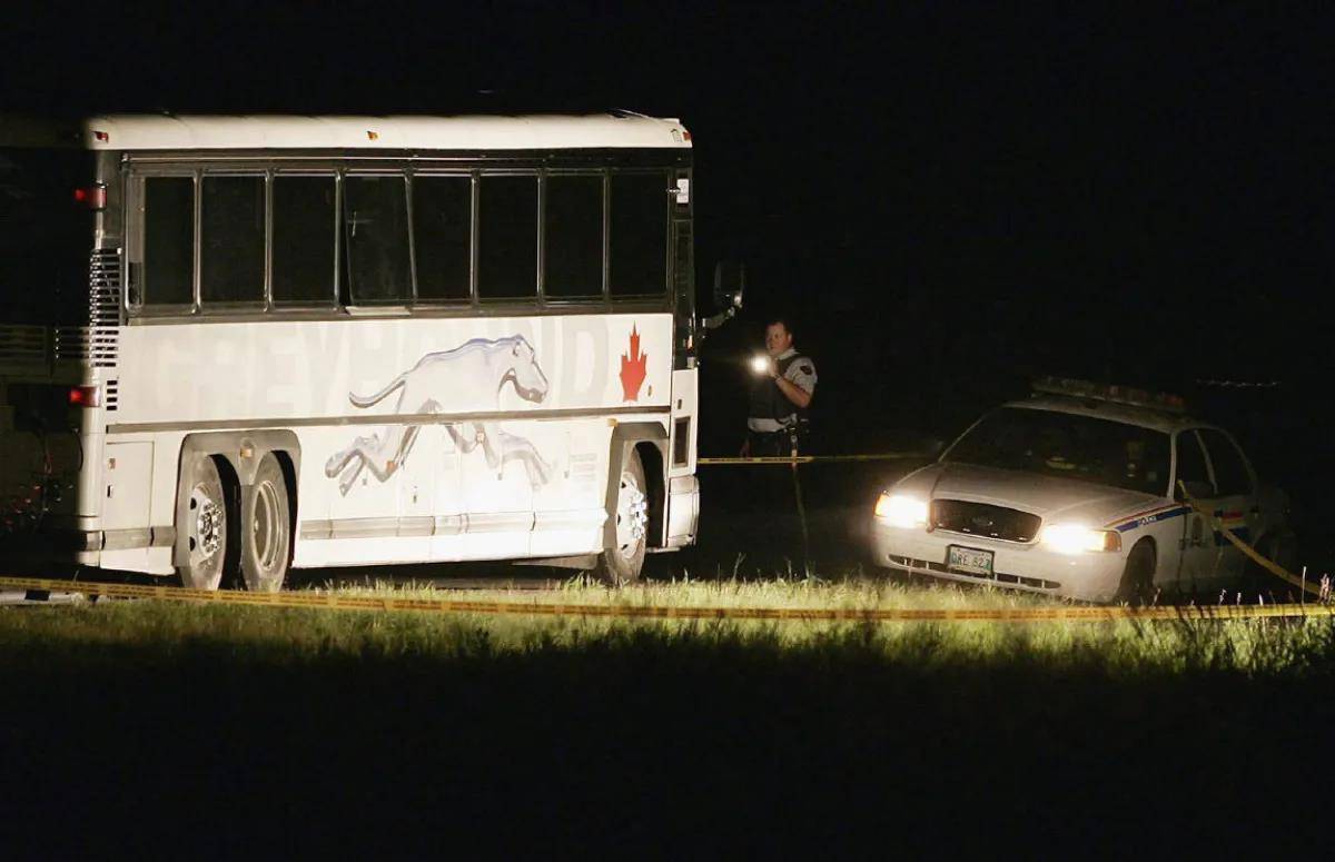 加拿大,诡异的公交车杀人案_tim_vince_大巴车
