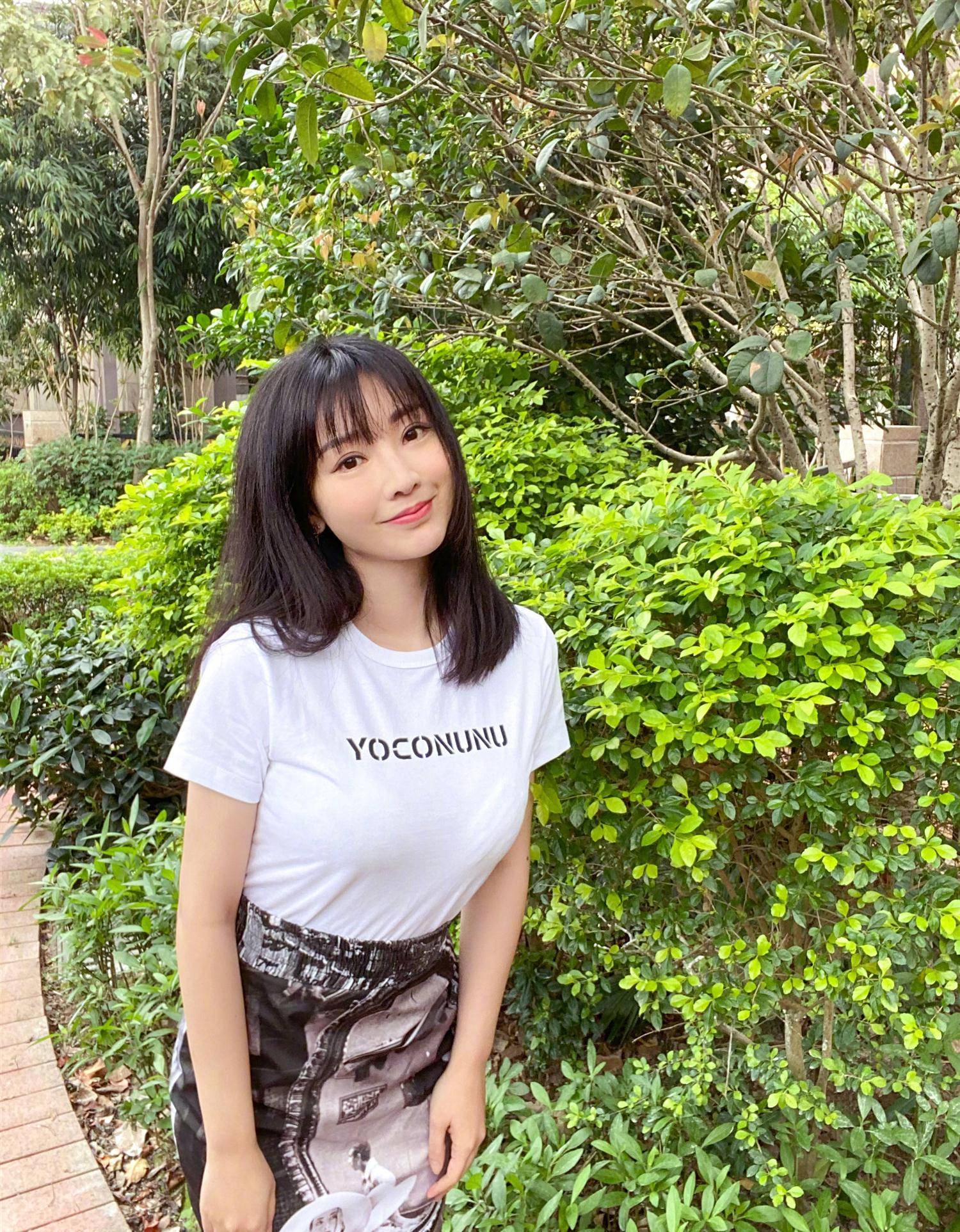 有种"惊艳"叫发福的柳岩,别人以瘦为美,她反而要胖回颜值巅峰_女生