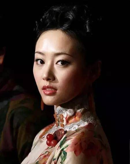 如果不是当初的"陈思诚夜会门",如今的李纯应该也是四小花旦之一_角色