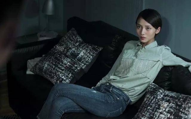 首先是马雯,她是由新人马渝捷扮演.