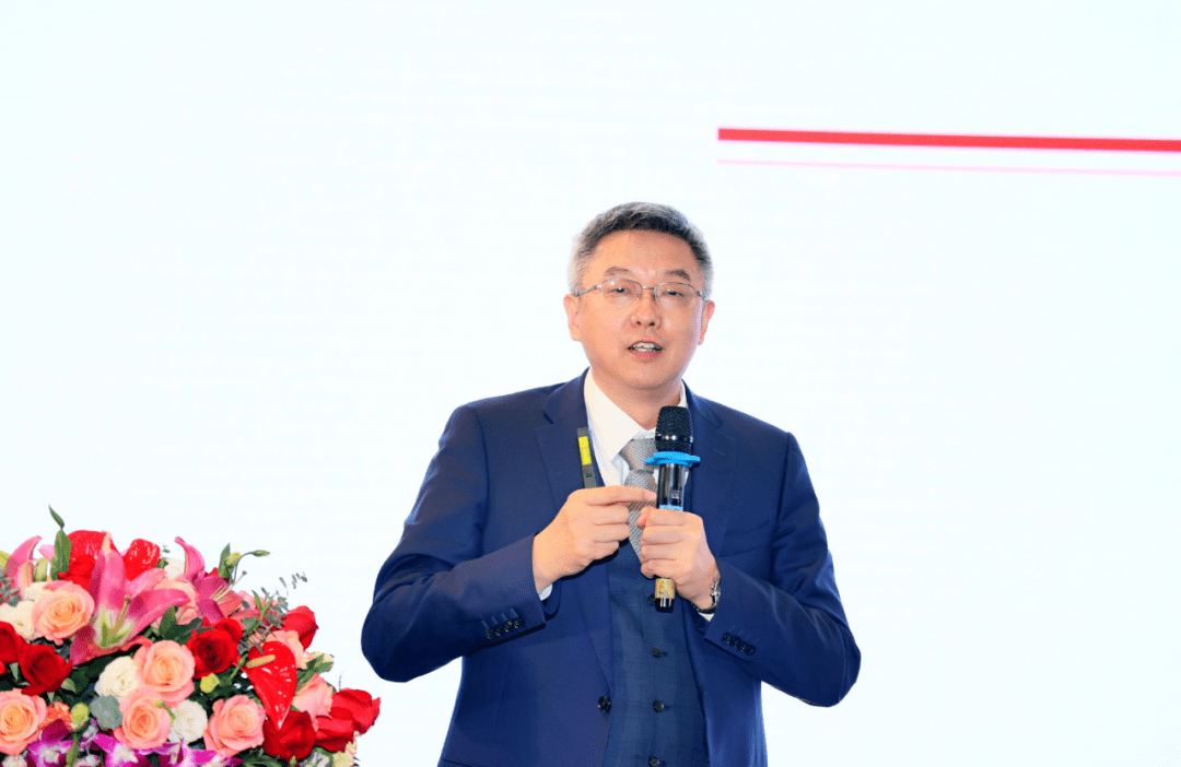 亿纬锂能董事长刘金成博士亿纬锂能的高质量发展离不开供应商的协同