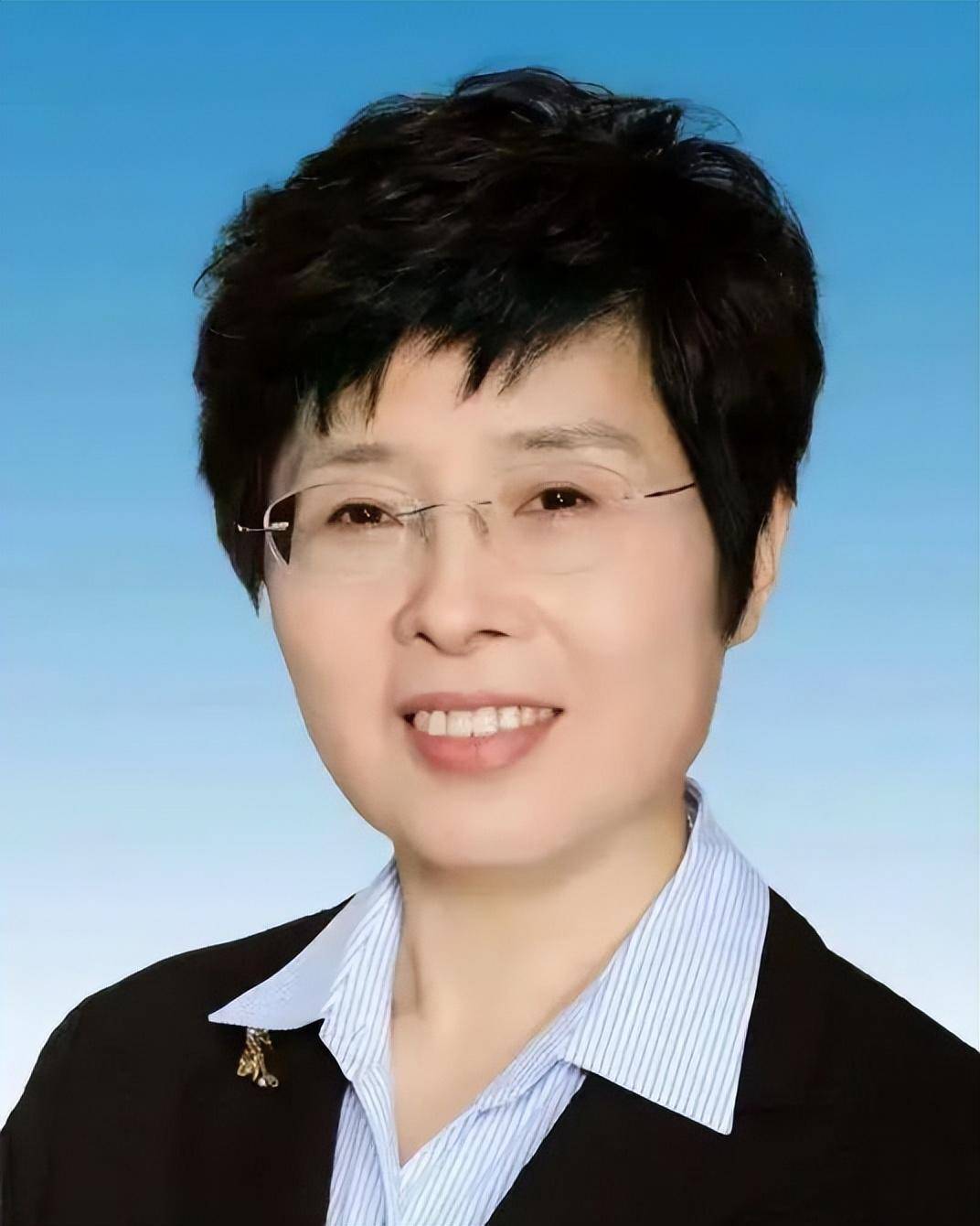 她从股份制商业银行跨入政界,明确正厅级_张淑敏_工作_中共山东省委