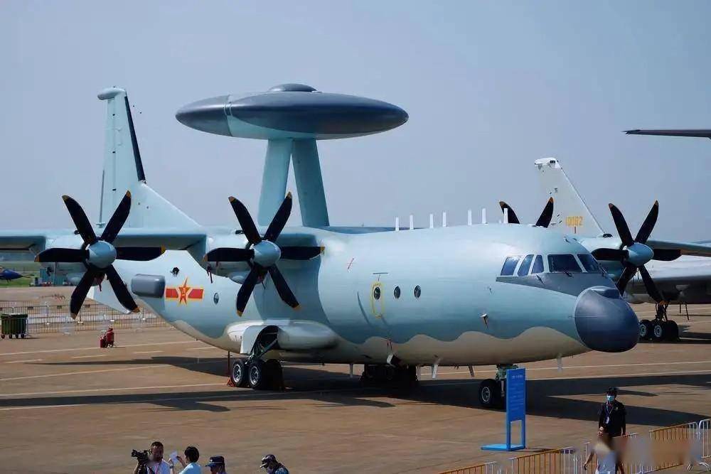 也就为后面同样基于运-20b基础上,研制空警-3000新一代大型空中预警机
