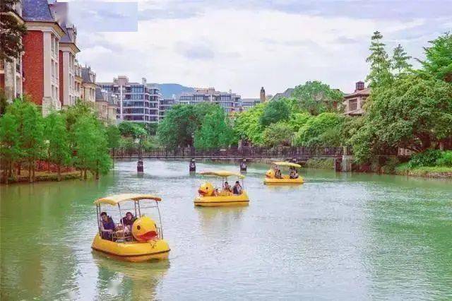 玩轉花都九龍湖~2大1小住宿 早餐,暢遊恆溫泳池_公主_大床