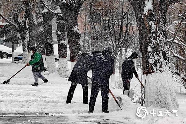 东北今冬来最强降雪展开！局地将有暴雪吉林辽宁地区 8555