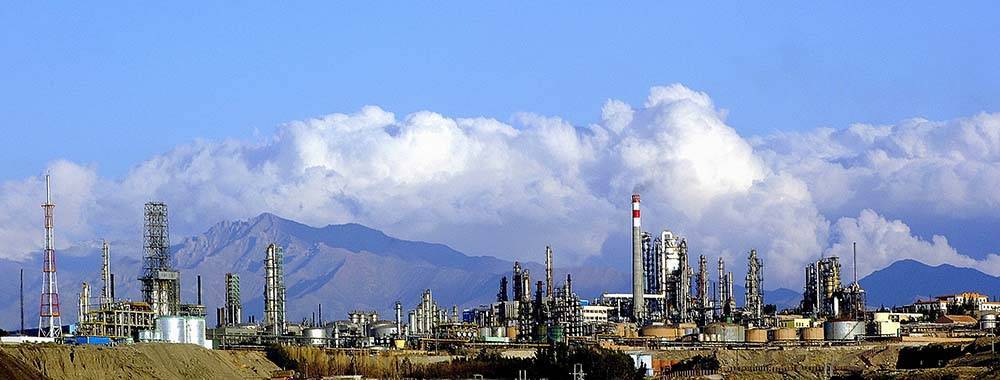 【红色记忆】玉门油田——中国石油工业的摇篮_油矿_国民党政府_钻机