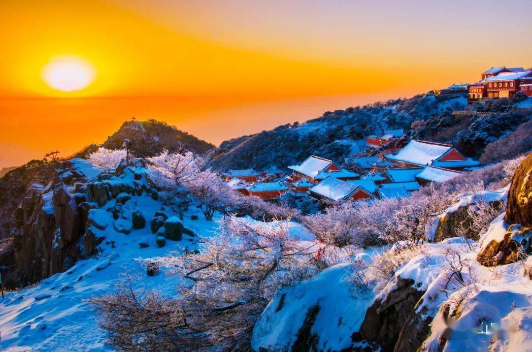 描写泰山雪景图片