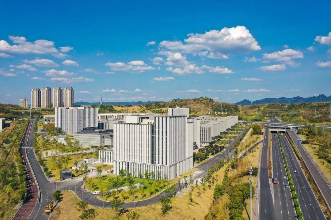 贯彻市委六届二次全会精神丨两江新区汽车产业:助力重庆打造世界级