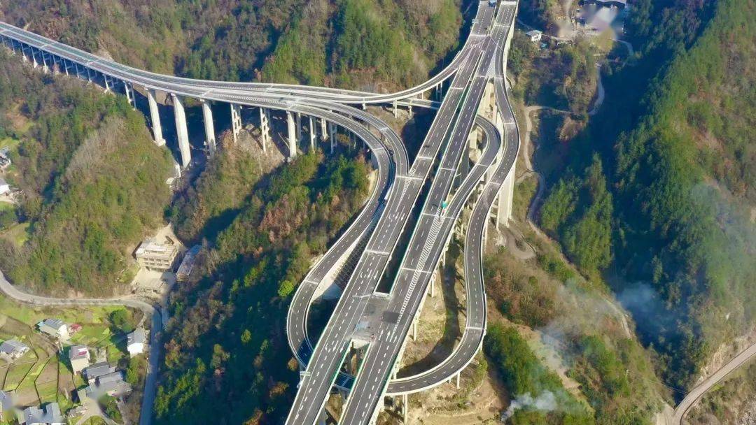 城开高速公路将于30日正式通车!