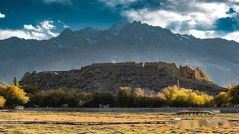 塔什库尔干石头城_遗址_新疆喀什地区_西域